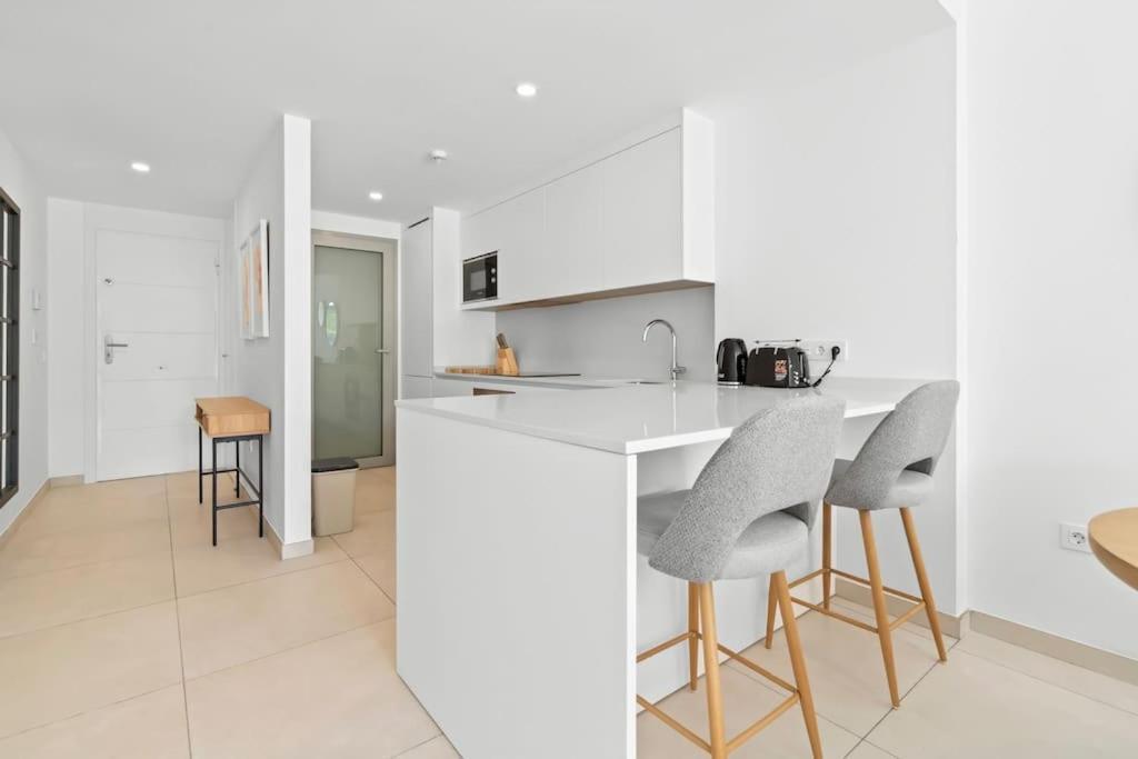 Luxury 2 Bedroom Apartment Walk To Beach Rdr423 Marbella Bagian luar foto